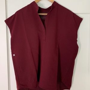 Figs Scrub Top- RAFAELA Size Small, burgundy
